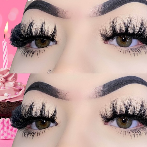 Lashes - Picture 6 of 6